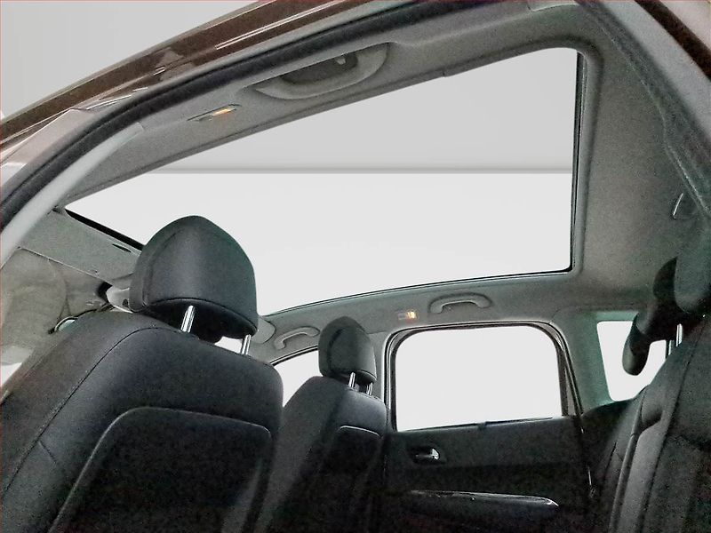 Peugeot 3008 (2014) 2.0 HDi, Navi, Park. senzory - fotka 21 z 21