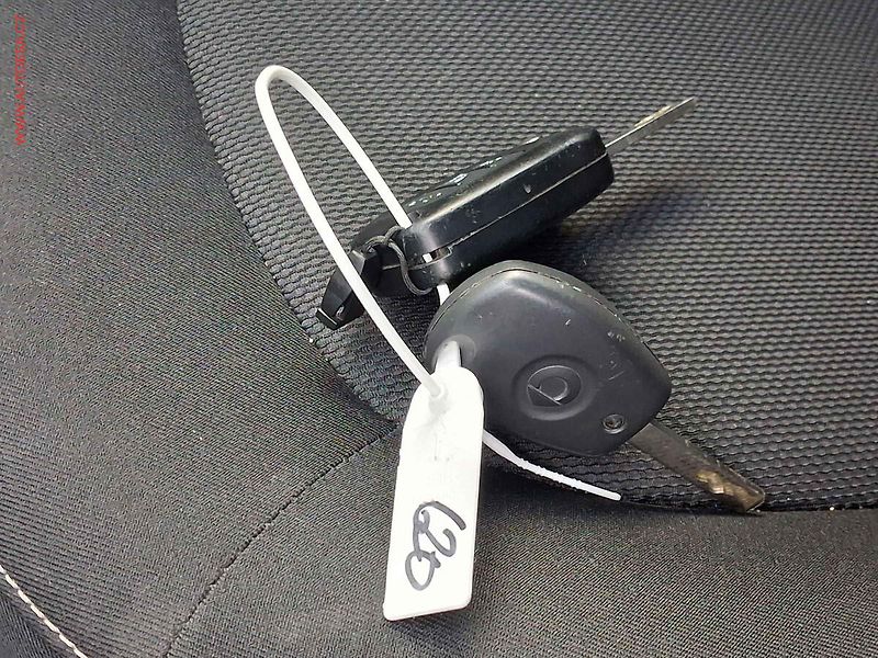 Smart Fortwo (2017) 1.0i, Passion, AC - fotka 16 z 16