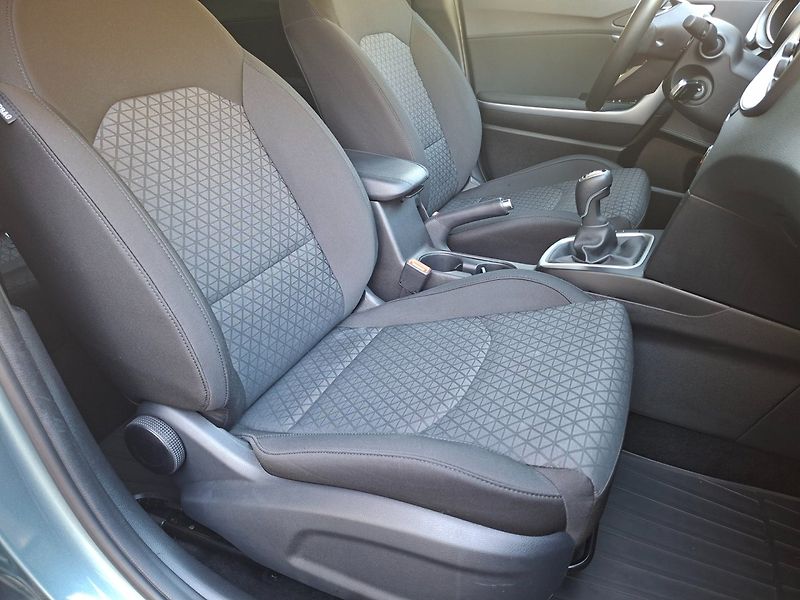 Kia Ceed (2023) SW 1.5T-GDI 118kW -1.MAJITEL - fotka 21 z 39