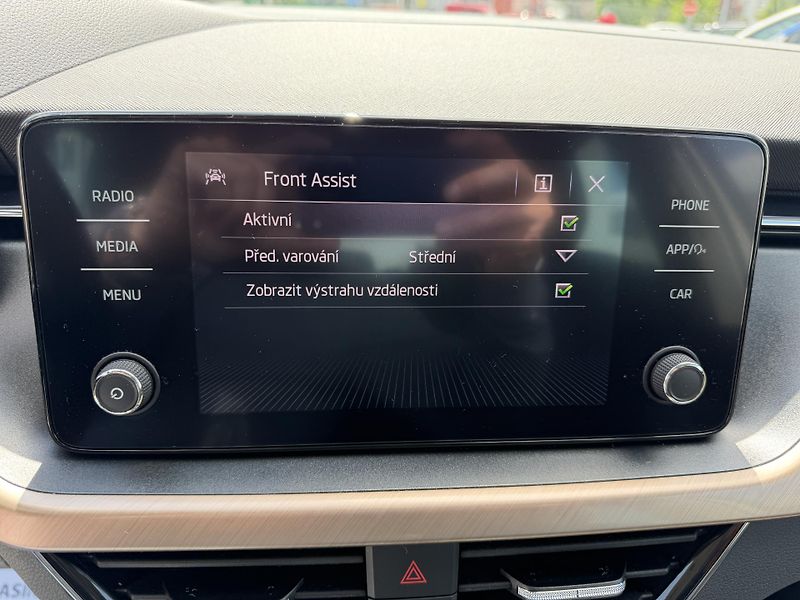 Škoda Scala 1,0 TSi/81kW - STYLE - fotka 27 z 65