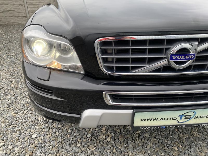 Volvo XC90 2.5TDi D5 200PS 7M 196000KM 1A - fotka 73 z 161