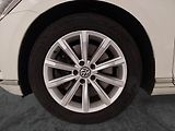 Volkswagen Passat (2015) Highline 2.0 BiTDI, 4X4 - náhled 15