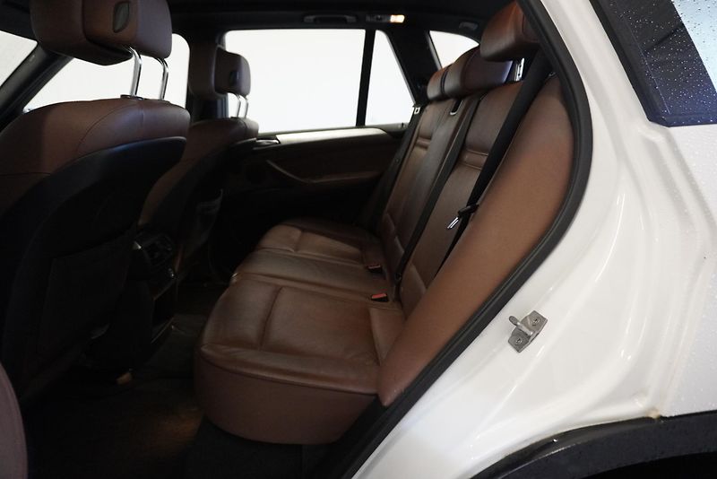 BMW X5 3.0d XDRIVE AUTOMAT - fotka 24 z 30