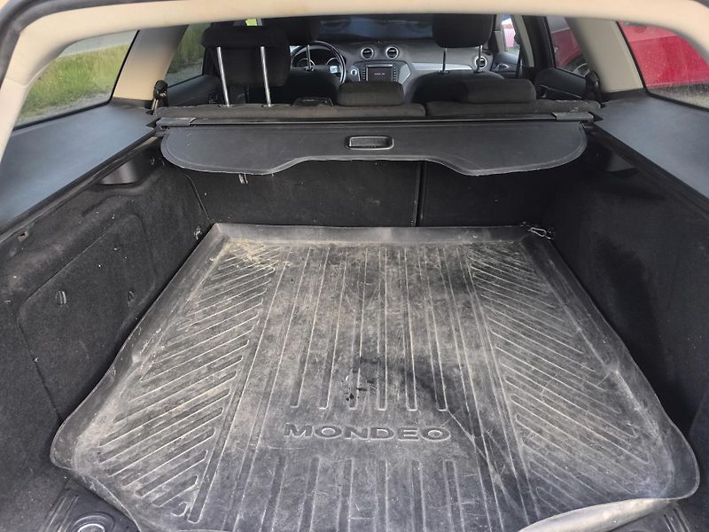 Ford Mondeo 2.0TDCI,100TKM,KRÁSNÉ,1MAJ65L - fotka 6 z 17