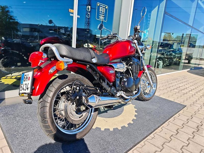 Triumph Legend TT (2001) - fotka 4 z 19