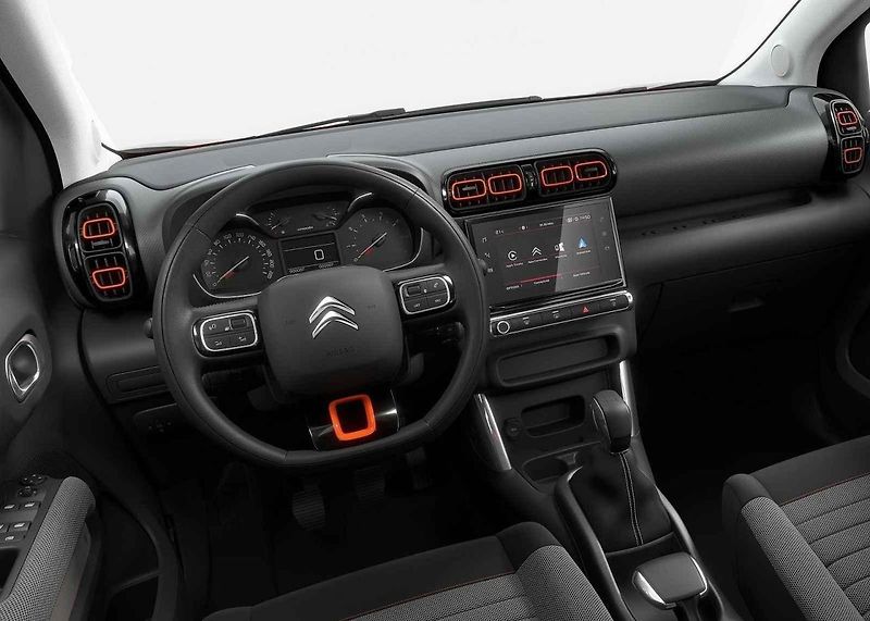 Škoda Kamiq má celou řadu konkurentů.