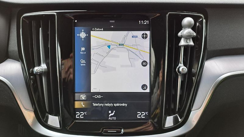 Volvo V60 2.0 D3 Momentum NAVI - fotka 27 z 31