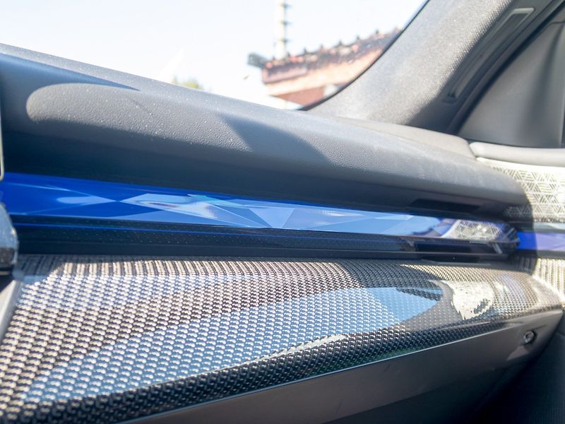 BMW Řada 5 (2025) ČR 550e xDrive - fotka 26 z 41