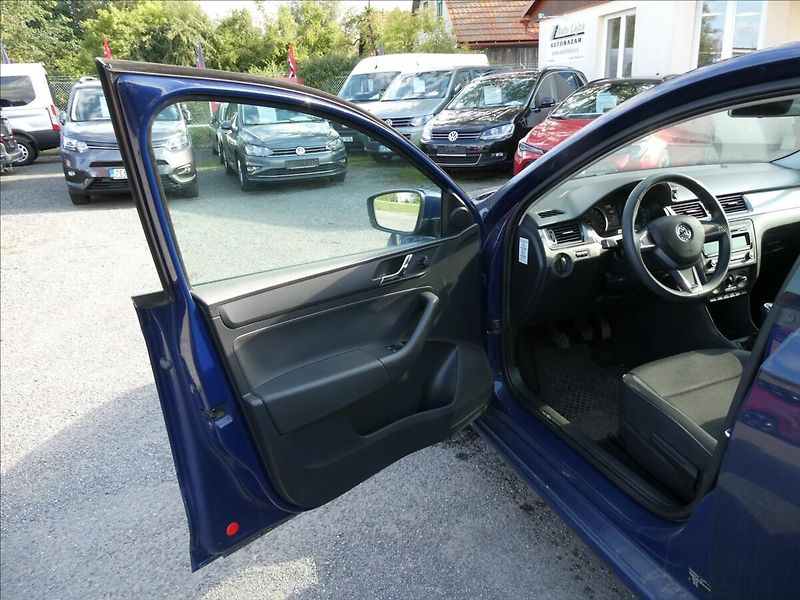 Škoda Rapid 1,6 TDi 66kW 2x kola,klima,ČR - fotka 11 z 30