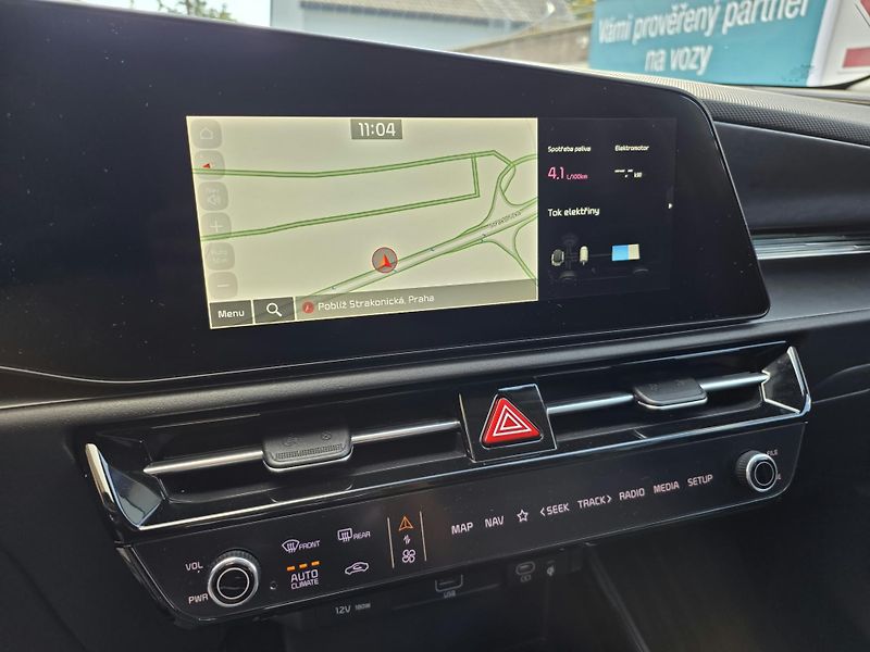 Kia Niro 1.6-HYBRID-V ZÁRUCE-NAVI-KŮŽE - fotka 15 z 26