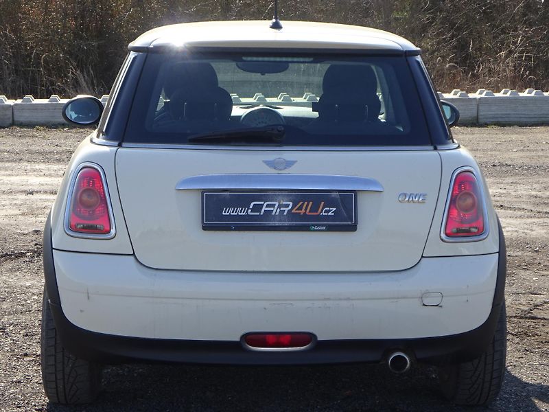 Mini One 1.4 70kW KLIMA SERVIS - fotka 19 z 20