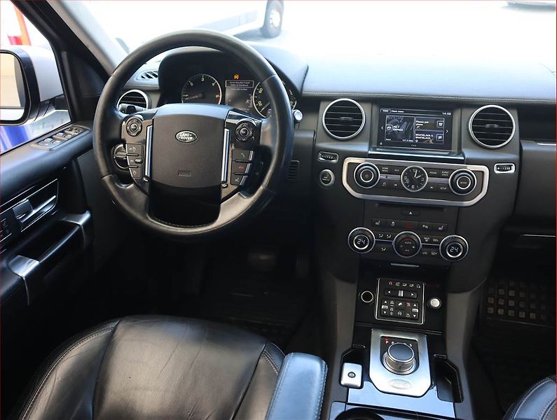 Land Rover Discovery (2016) 3.0 TDV6, 4X4, Automat - fotka 7 z 20