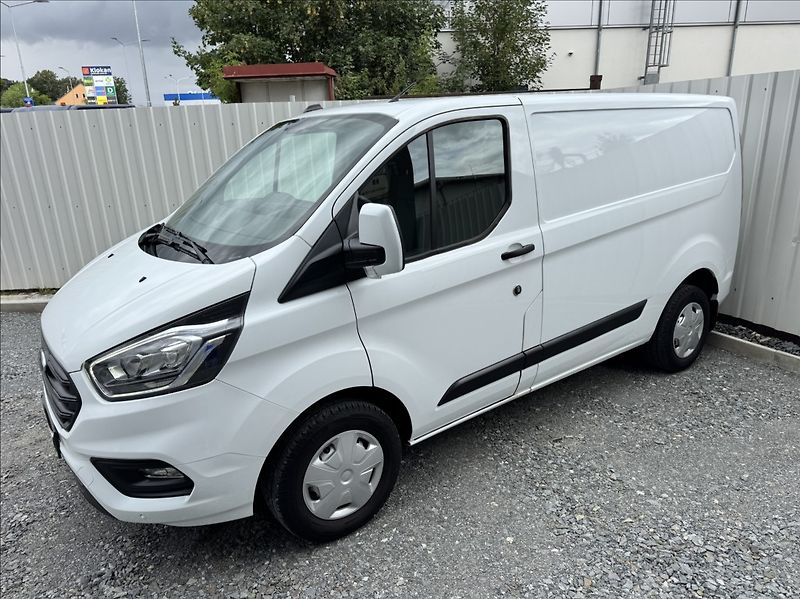 Ford Transit Custom 2,0 TDCi L1H1 DPH 1.maj ČR - fotka 5 z 50