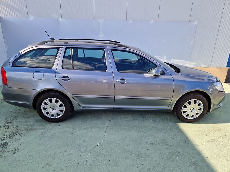 Škoda Octavia Ambition 1.4 TSI, 90kW - fotka 5 z 36