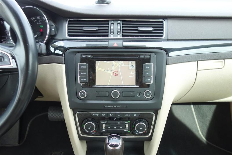 Škoda Superb 2,0 TDi 125KW, ČR, L&K, 4x4. - fotka 24 z 38