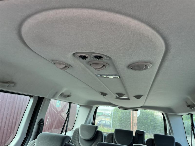 Fiat Scudo 2,0 JTD L2 PANORAMA 8.MÍST - fotka 27 z 41