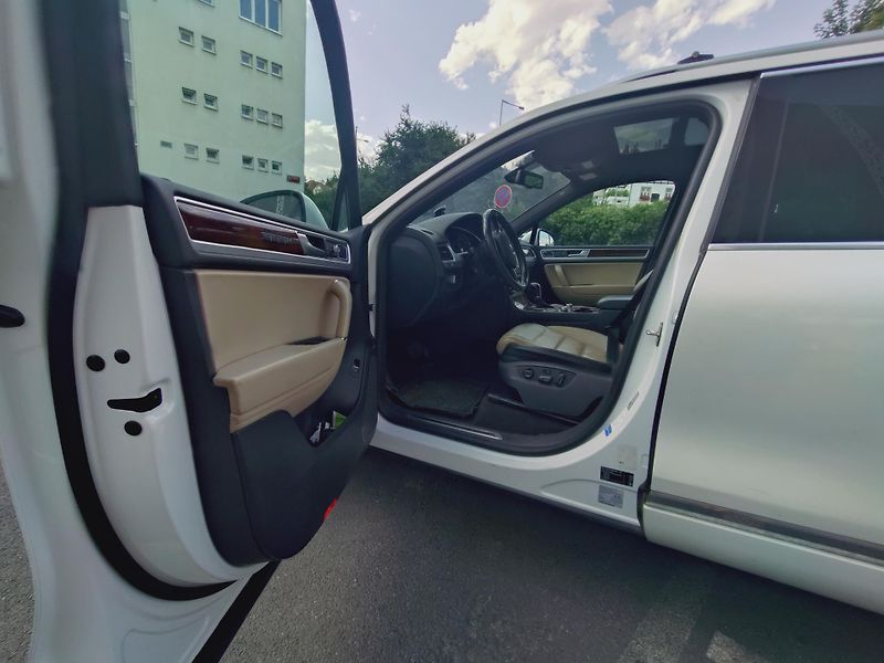 Volkswagen Touareg (2016) - fotka 9 z 17