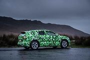 Maskované prototypy elektromobilu Škoda Enyaq