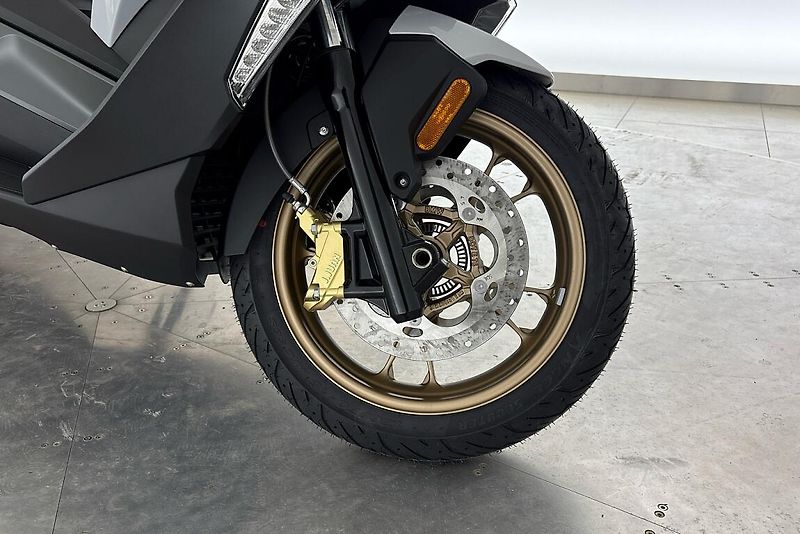 BMW C 400 GT - fotka 8 z 13