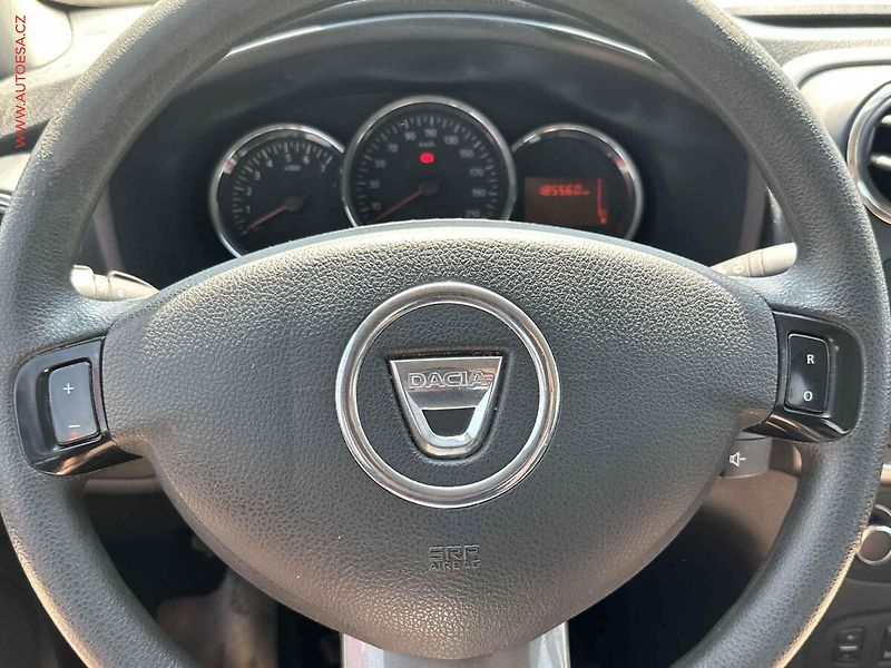Dacia Logan (2016) 0.9 TCe, 1.maj,ČR, AC, temp - fotka 11 z 17