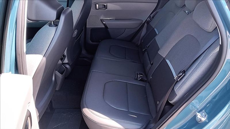 Kia Seltos 1,6 T-GDi 4x2 EXCLUSIVE MAN6 - fotka 11 z 12