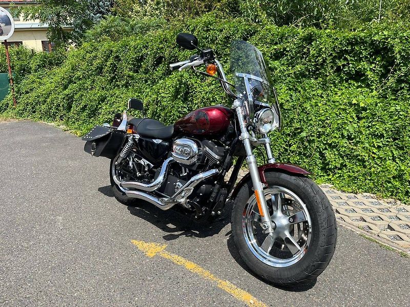 Harley-Davidson (2014) XL 1200 CP Sportster 1200 Cust - fotka 1 z 14