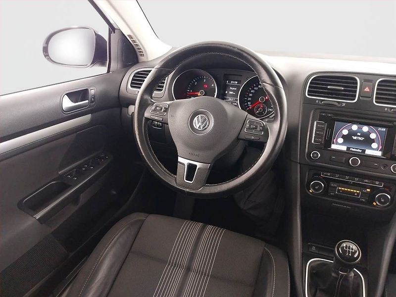 Volkswagen Golf (2013) Comfortline 1.6 TDI - fotka 7 z 20