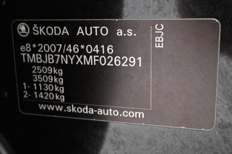 Škoda Enyaq iV60 132 kW SportLINE Záruka a - fotka 12 z 30