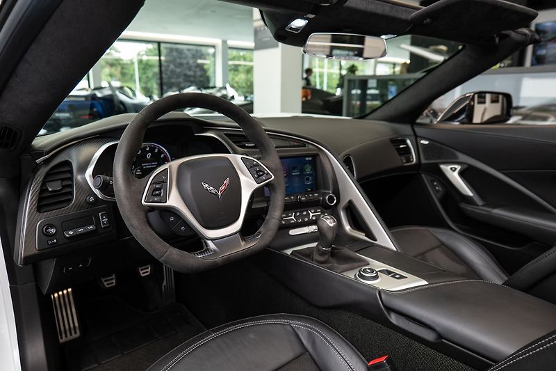 Chevrolet Corvette C7 Grand Sport LT1 - fotka 5 z 25