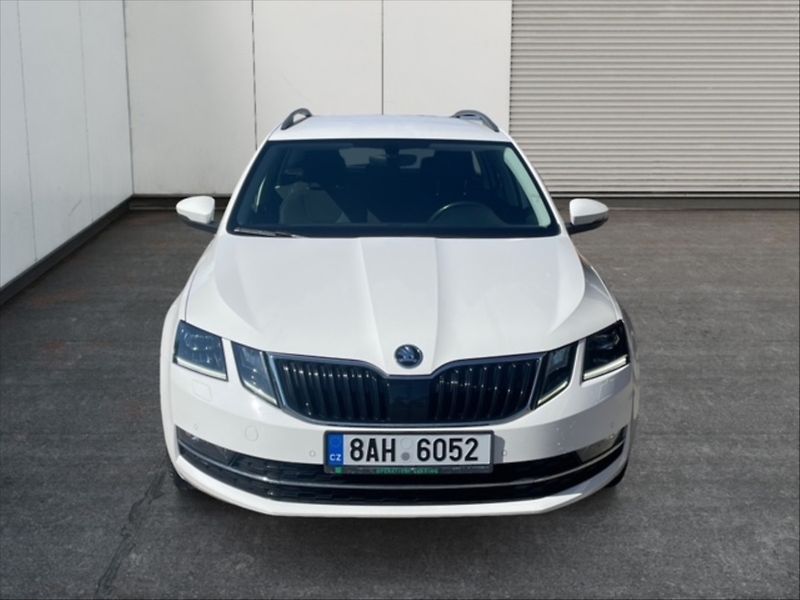 Škoda Octavia 1,6 TDI 85 Style - fotka 2 z 11