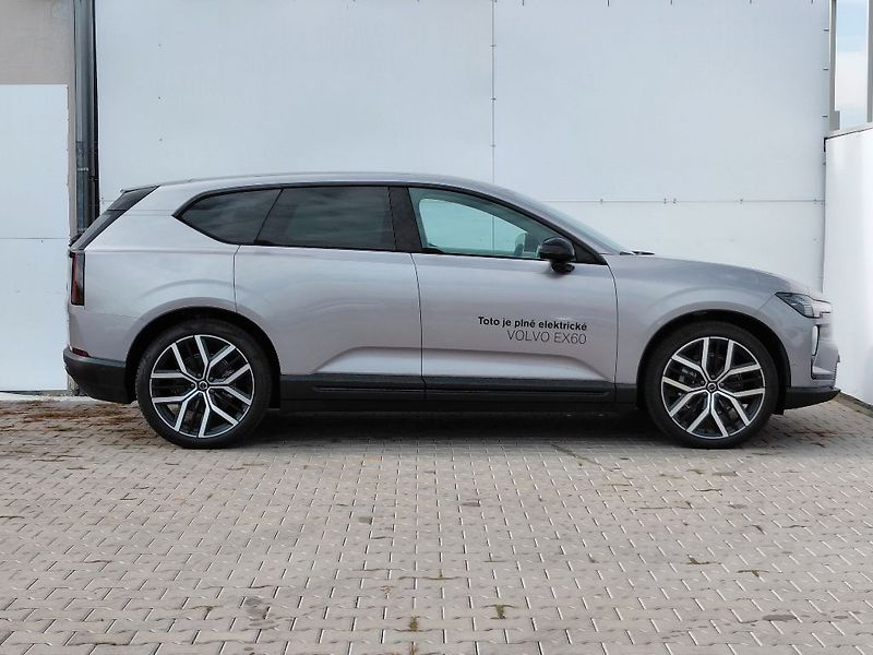 Volvo EX60 Ultra P10 380kW - fotka 4 z 31