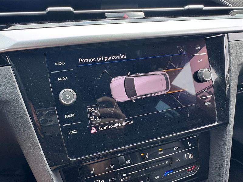 Volkswagen Arteon (2021) R LINE 2,0 TDI 147 KW DSG 4X4 - fotka 33 z 47