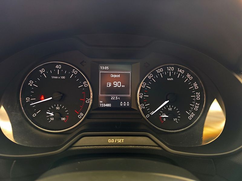 Škoda Octavia (2013) 1.4 TSi Elegance Tempomat - fotka 18 z 42