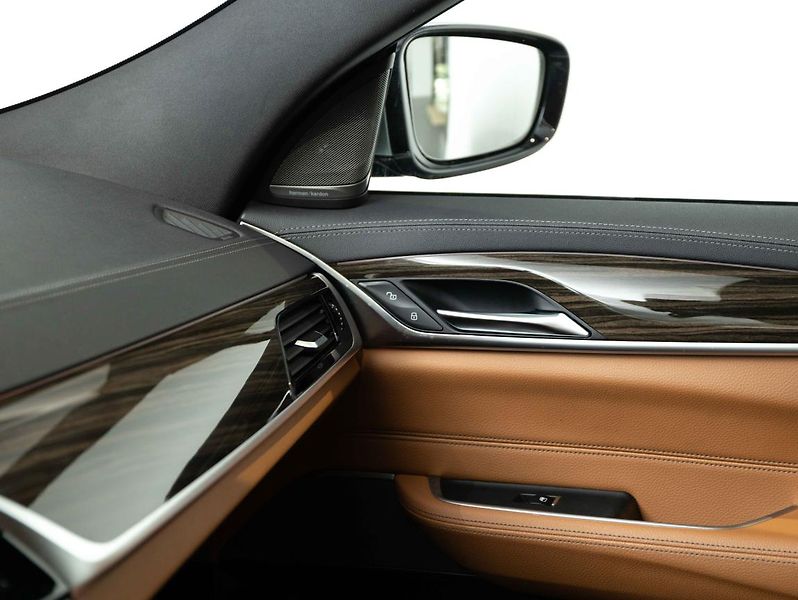 BMW Řada 6 640i xDrive Gran Turismo - fotka 16 z 24