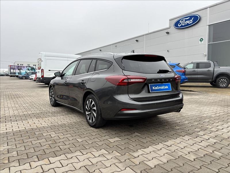Ford Focus 1,5 EcoBlue 88kW Titanium - fotka 3 z 30