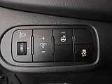 Kia Carens (2015) 2.0 GDI, Tempomat - náhled 16