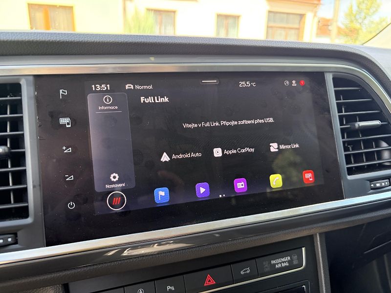 Seat Ateca 2.0TDI 110KW DSG 4DRIVE LED - fotka 39 z 56