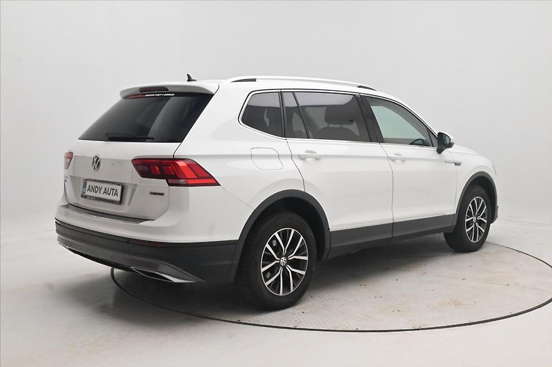 Volkswagen Tiguan Allspace 2,0 TDI 110KW 4MOTION Záruka a - fotka 5 z 31