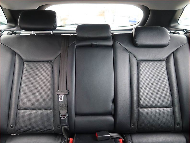 Hyundai i40 (2016) Premium 1.7 CRDi, Kůže, Navi - fotka 10 z 15