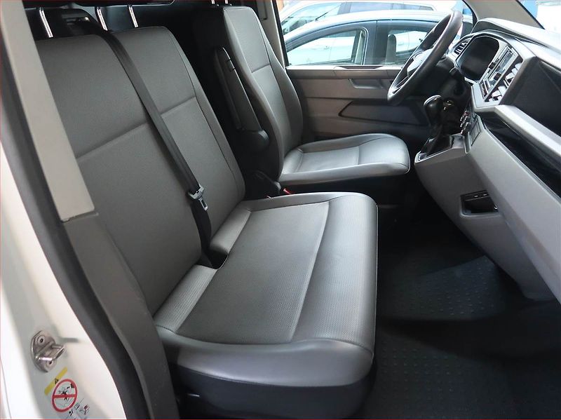 Volkswagen Transporter (2020) 2.0 TDI, L2H1 - fotka 9 z 16