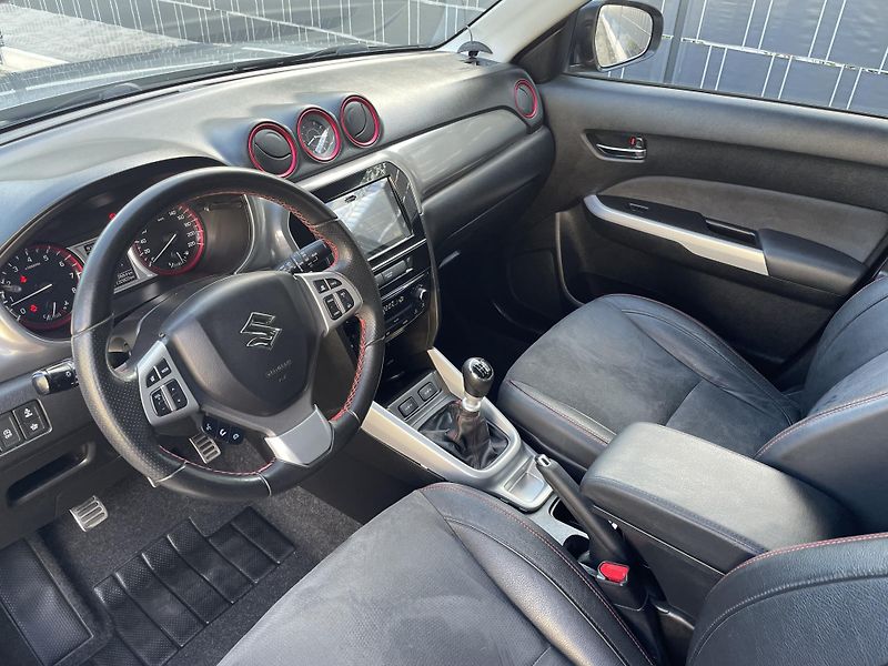 Suzuki Vitara (2017) 1.4 BoosterJet 103 kW - fotka 8 z 31