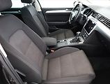 Volkswagen Passat (2019) Business 2.0 TDI, Automat - náhled 7
