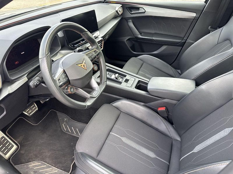 Cupra Leon (2021) SP 2.0 TSI 4Drive DSG VZ - fotka 7 z 30