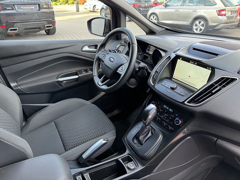 Ford C-MAX (2018) 1.5i Ecoboost Automat Xenony - fotka 16 z 48