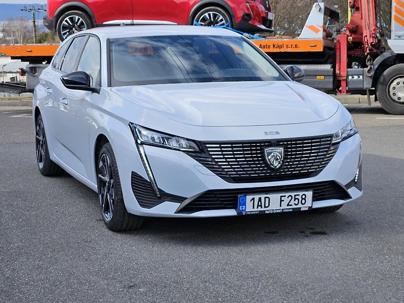 Peugeot 308 (2024) SW 1.2PT 130 ALLURE EAT8  - fotka 7 z 30