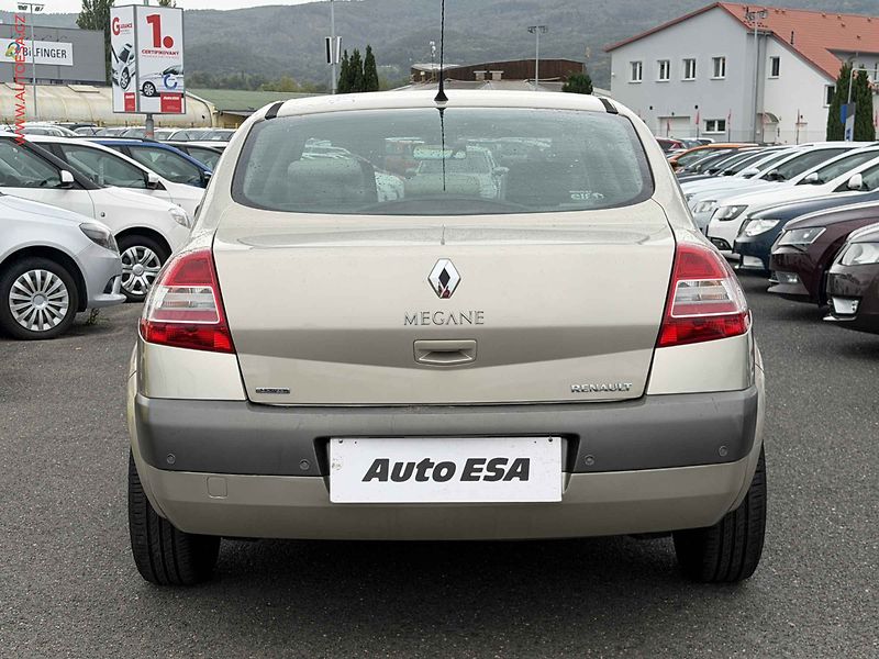 Renault Mégane (2007) 1.6i 16V, ČR - fotka 5 z 14