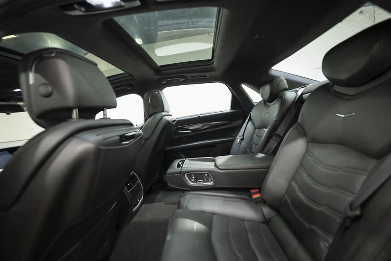 Cadillac CT6 3.0 TT 307 kW 4x4 - fotka 9 z 31