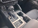 Toyota Land Cruiser 2.8 D-4D 6AT Invincible - náhled 19