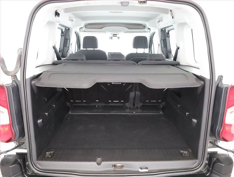 Citroën Berlingo (2019) Live 1.2 PureTech, 5Míst, ČR - fotka 16 z 16