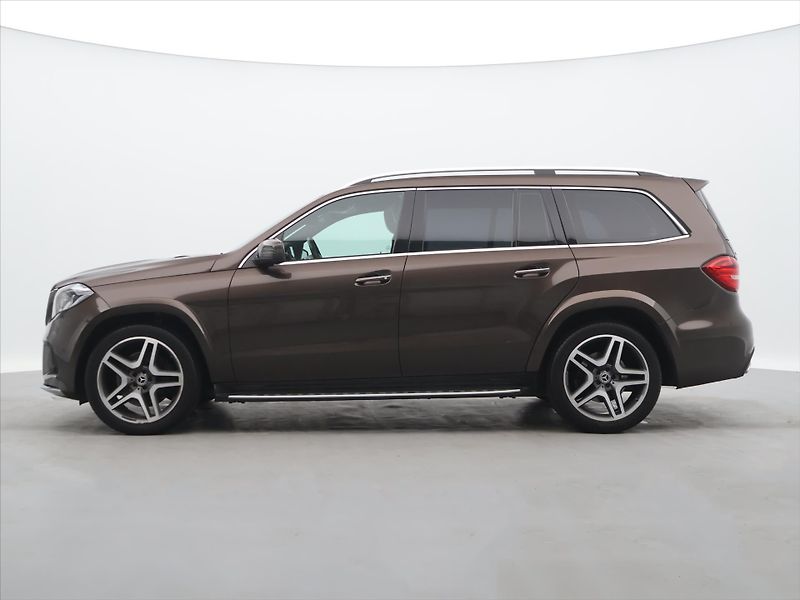 Mercedes-Benz GLS 3,0 350d 190kW AMG 4M CZ DPH - fotka 4 z 42